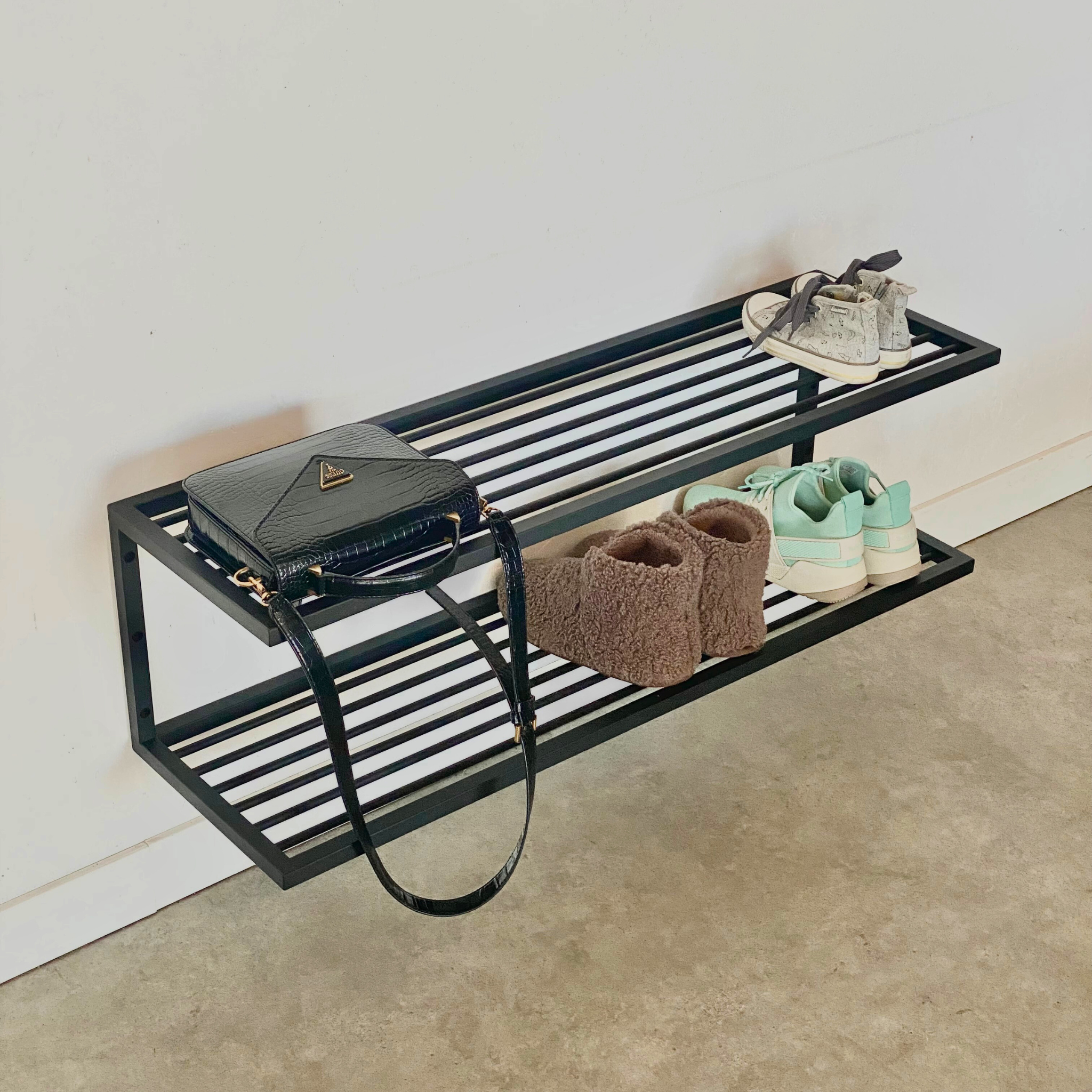 Apavu Plaukts - WALLRACK