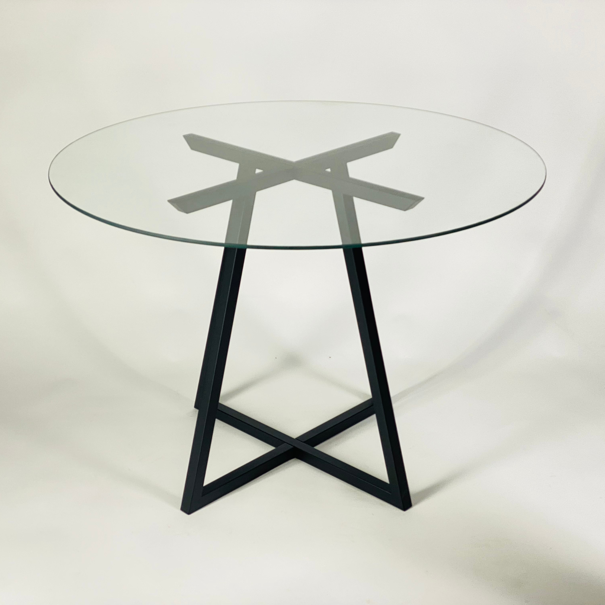 Galda Pamatne - CROSS